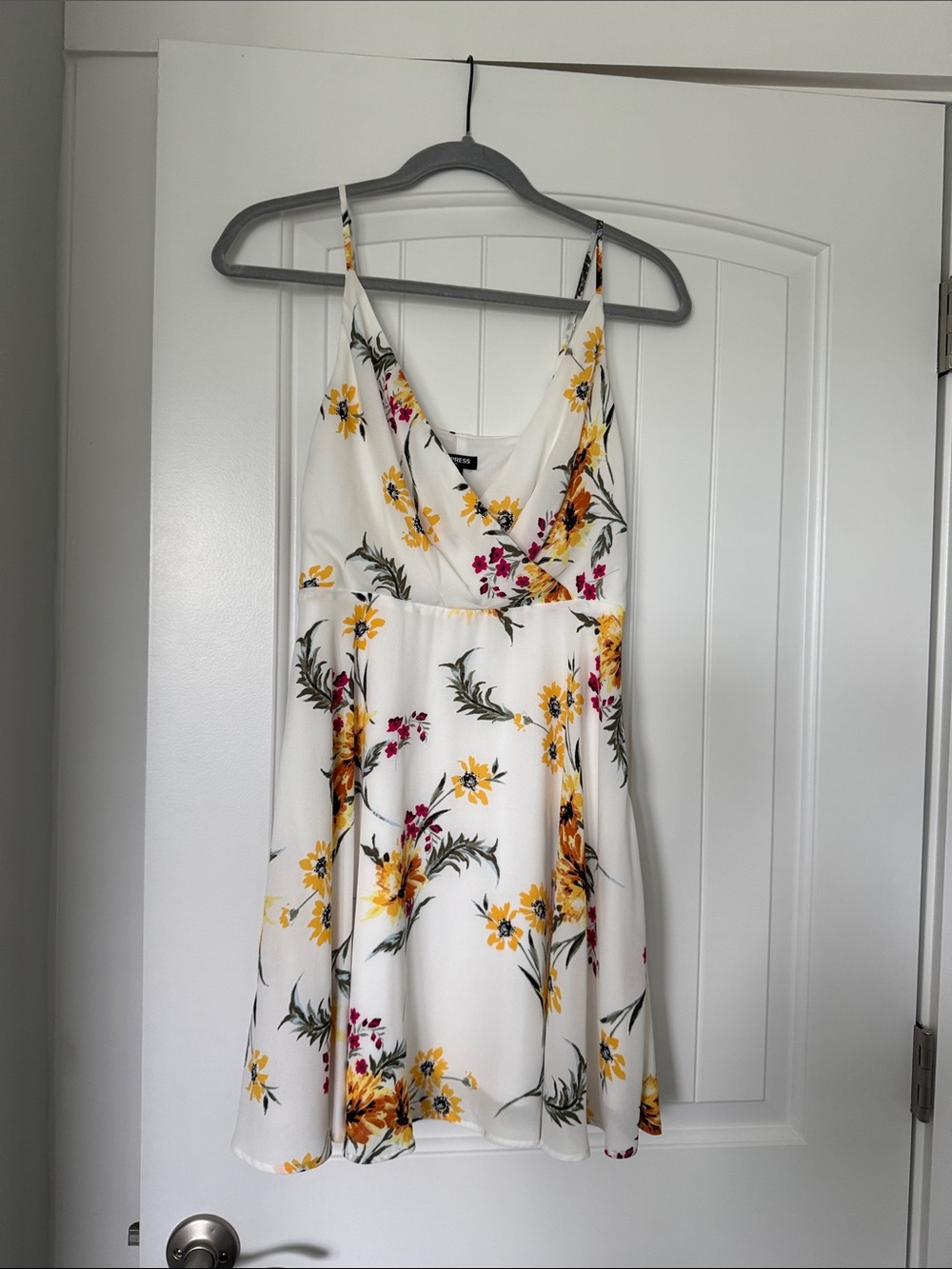 Express White Floral V-Neck Mini Dress with Yellow & Pink Blooms